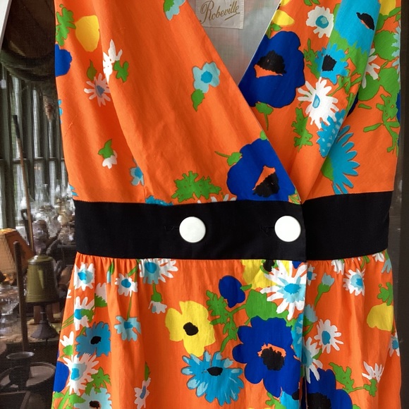 Vintage 2 button wrap robe by Robeville - Picture 6 of 9